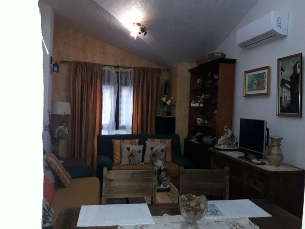 Apartament Alborada Pinos Genil Zewnętrze zdjęcie